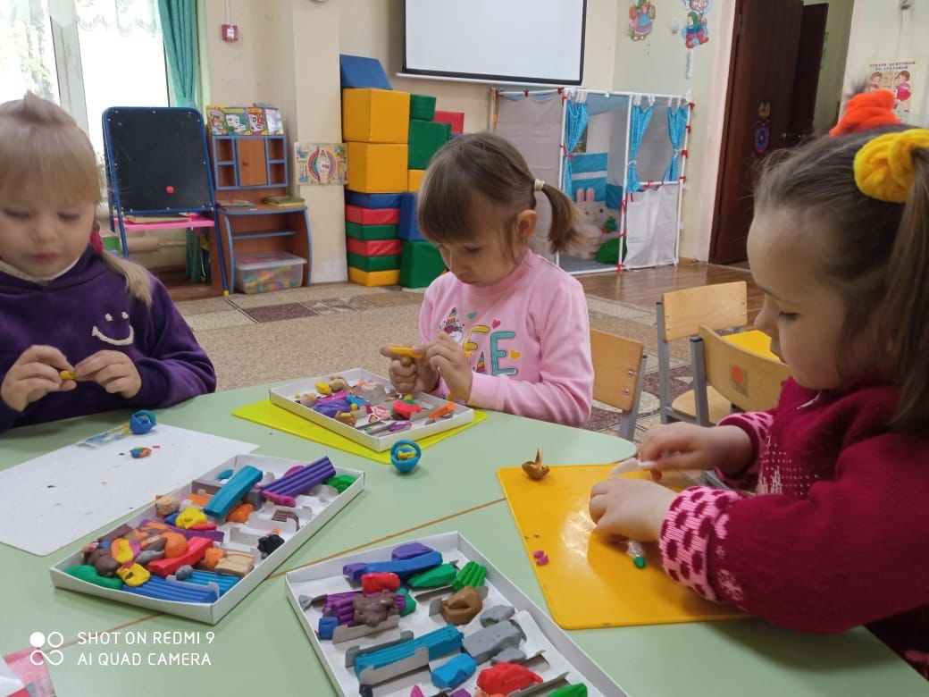 «Корзинка для бабушки».