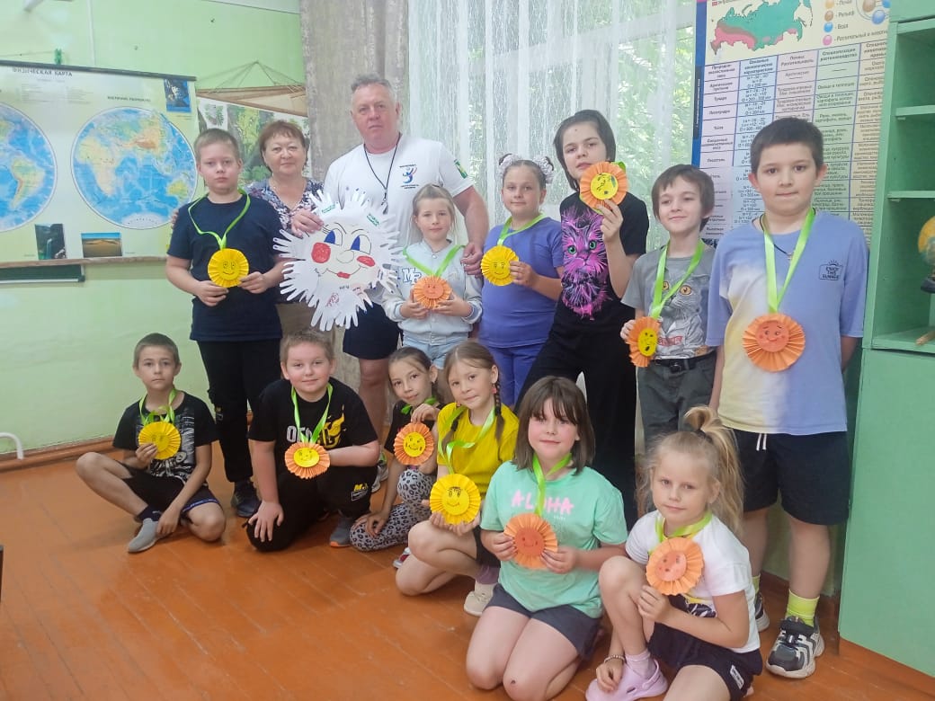 Второй день пришкольной лагерной смены – День Солнца!.